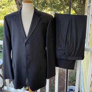 Hugo Boss Scorcese Movie Deep Blue Pinstripe 3 Button Suit. Size 46R.